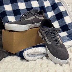 Vans Men's 10.5 Gray Suede Kyle Walker Pros Popcush Skate Shoes